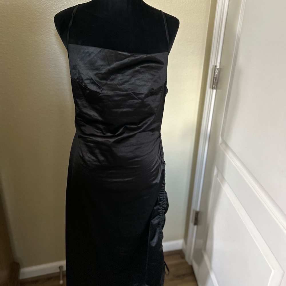 Elegant Black Evening Dress
